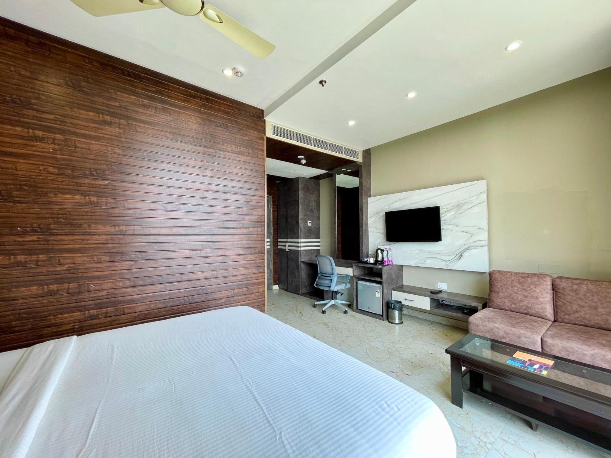 Hotel Tbs In Пури Экстерьер фото