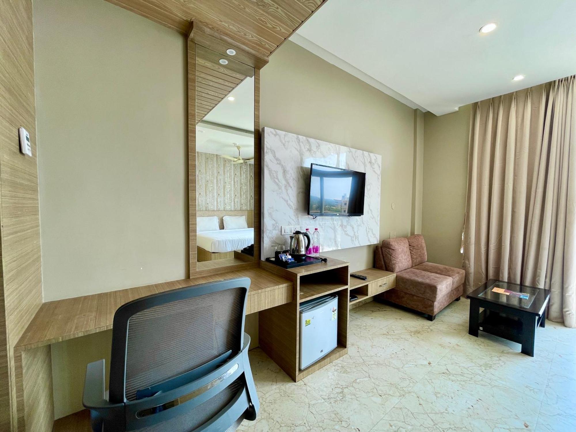 Hotel Tbs In Пури Экстерьер фото