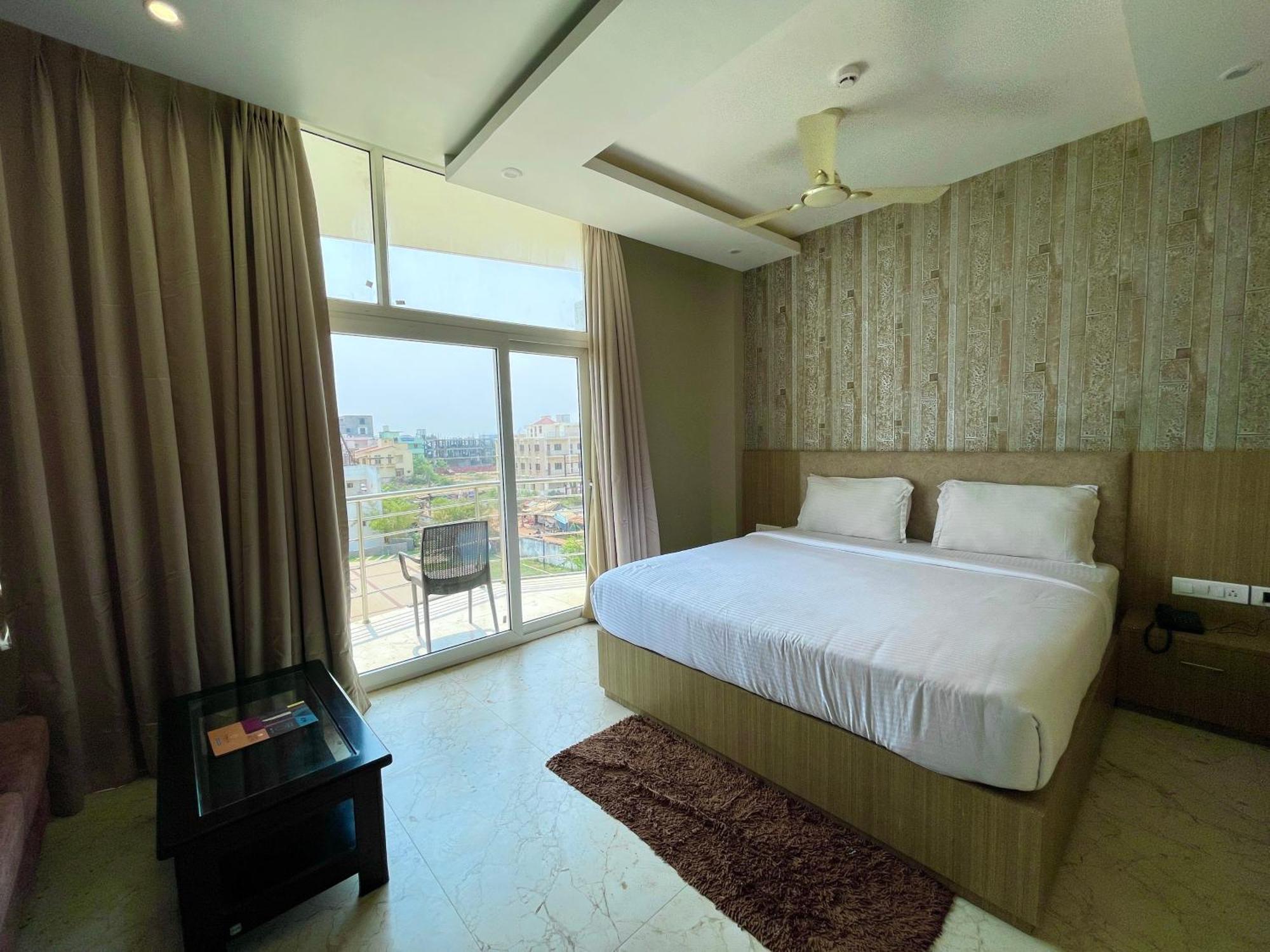 Hotel Tbs In Пури Экстерьер фото